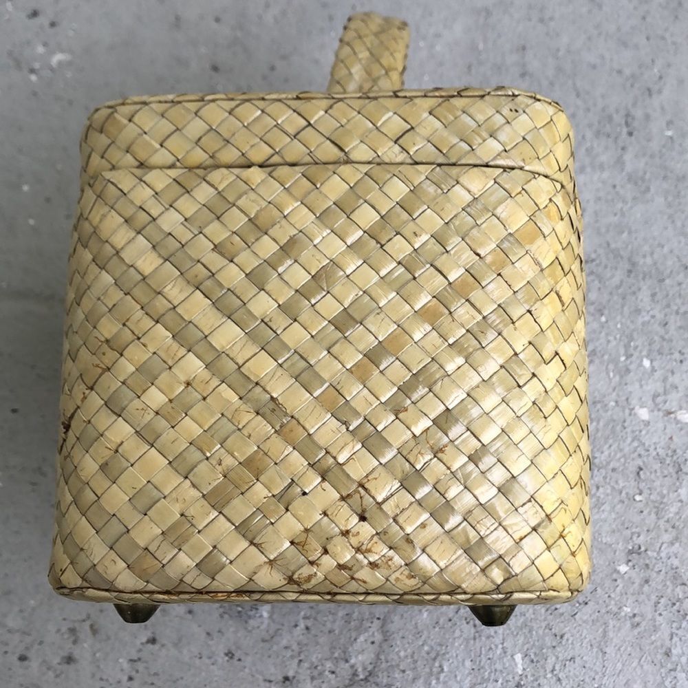 1960s woven bag  - Picture 5 of 9